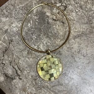 RMN Gold Tone Round Checkerboard Geometric Mother Of Pearl Pendant Necklace‎